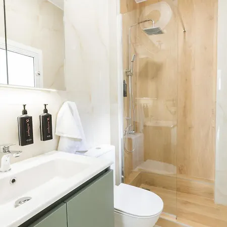 Fern Serenity By Nexus, Next To Tif & White Tower Tessalónica